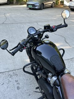 Triumph Bonneville Bobber 1200 cc - ფოტო 8
