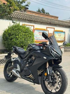 Honda CBR650R - ფოტო 1