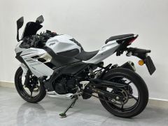 Kawasaki Ninja 400 - фото 6