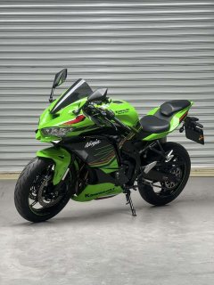 Kawasaki ZX-4R 400 cc - photo 6