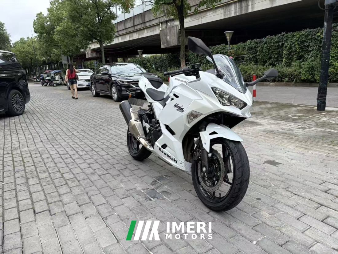 Kawasaki Ninja 400 - motorcycle from China