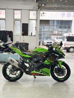 Kawasaki ZX-4R 400 cc - ფოტო 3