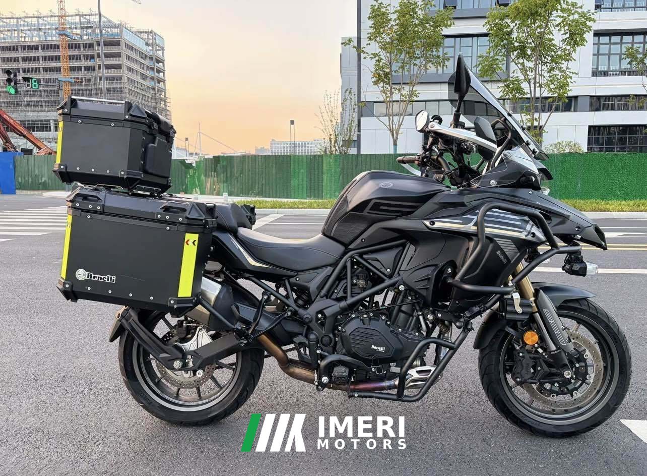 2025 Benelli TRK552 550 cc
