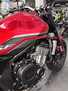 Honda CB500 Super Four - ფოტო 7