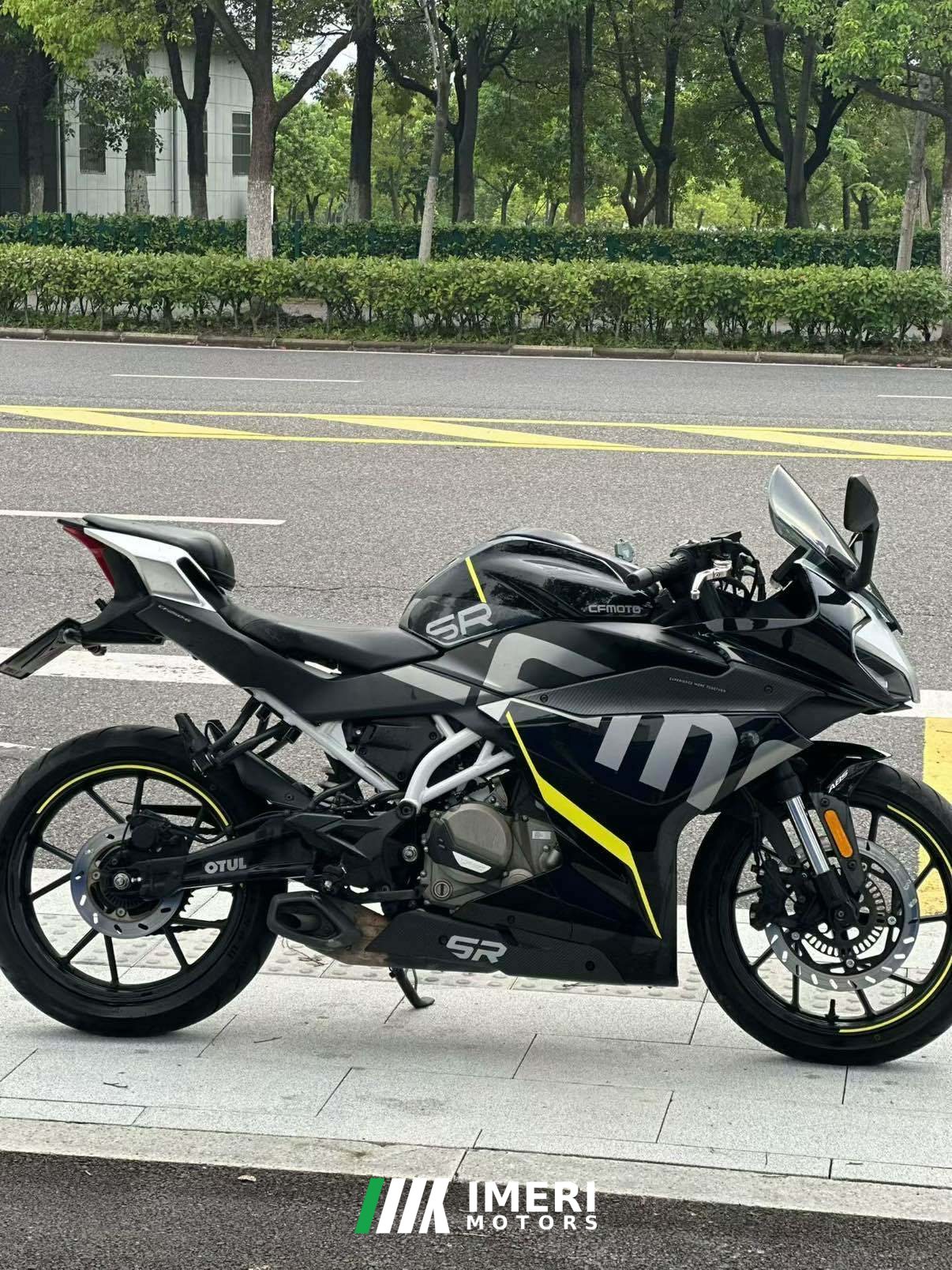 2024 CFMOTO 250SR
