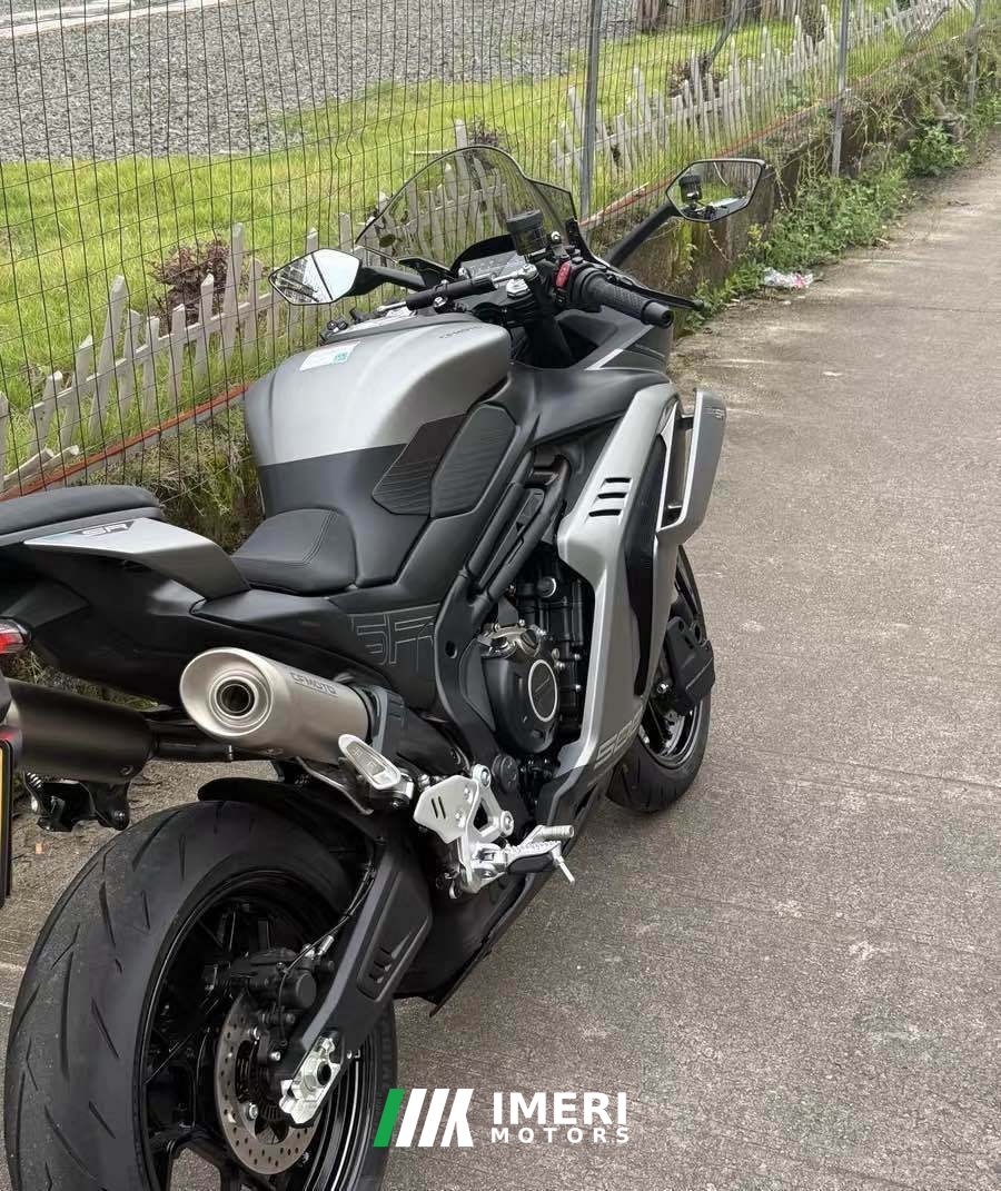 2026 CFMOTO 500SR