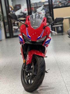 Honda CBR400R - ფოტო 3