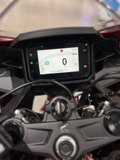 Honda CBR400R - ფოტო 4