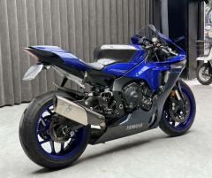 Yamaha YZF-R1 1000 cc - ფოტო 4