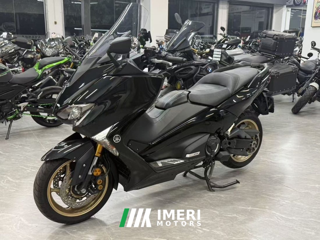 Yamaha TMAX 530 cc - мотоцикл из Китая