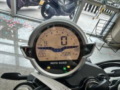 Moto Guzzi V7 850 cc - ფოტო 5