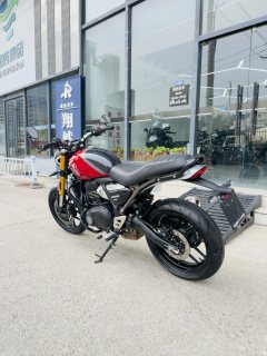 Triumph Speed 400 - ფოტო 4