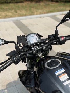 Kawasaki Z400 - photo 3