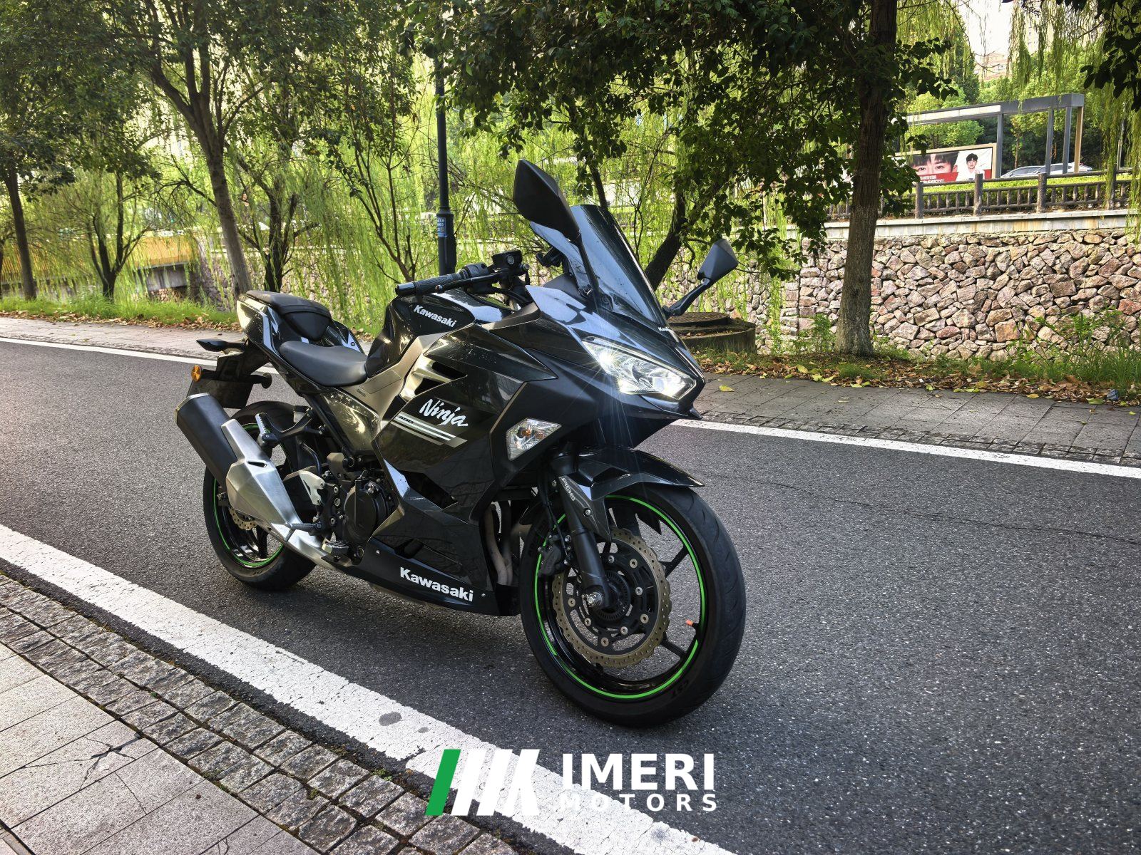 2022 Kawasaki Ninja 400