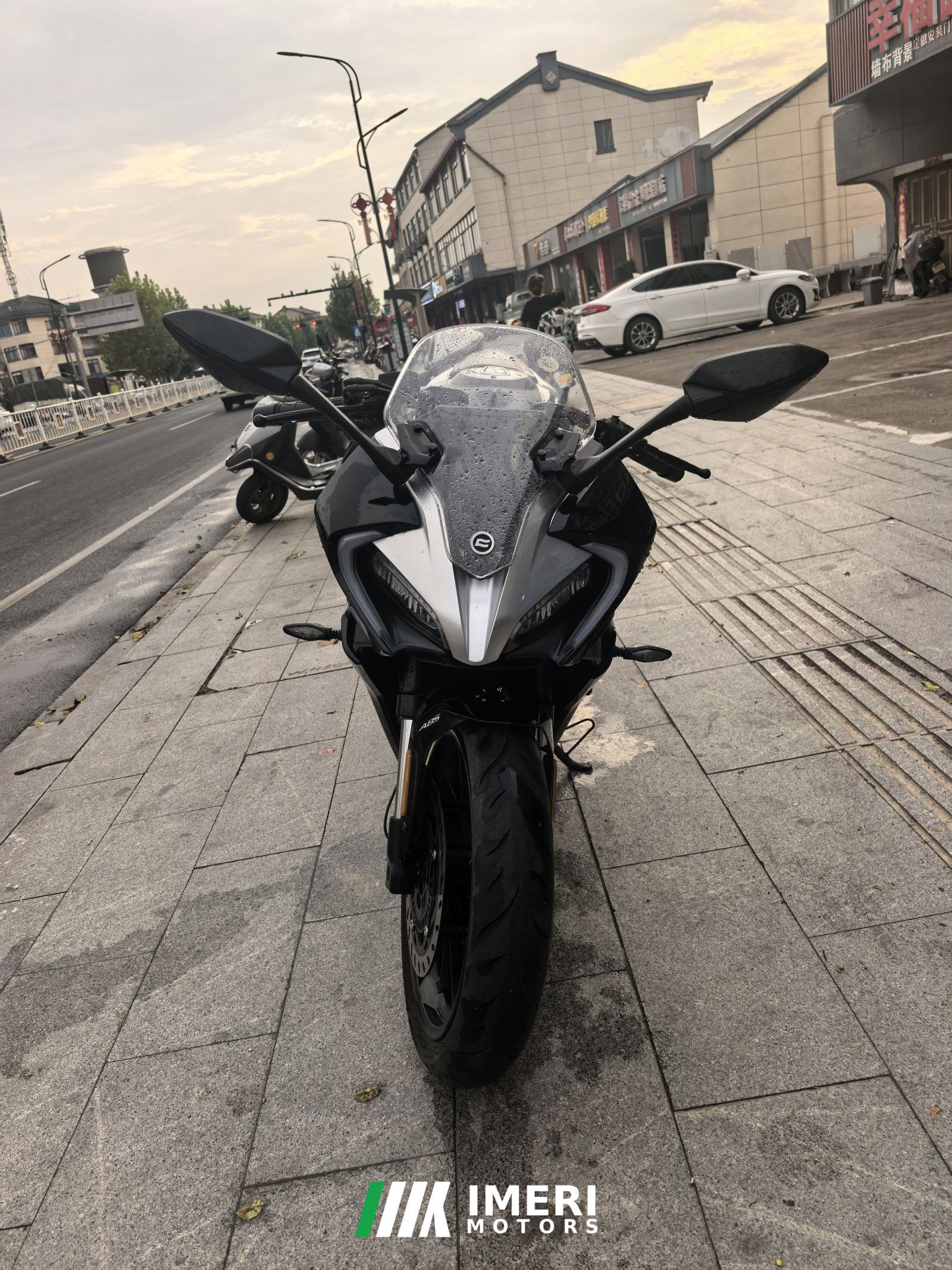 2022 CFMOTO 250SR