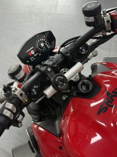 Ducati Street Fighter V2 950 cc - фото 5