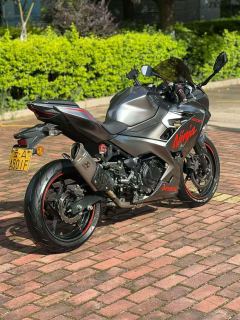 Kawasaki Ninja 400 - ფოტო 8