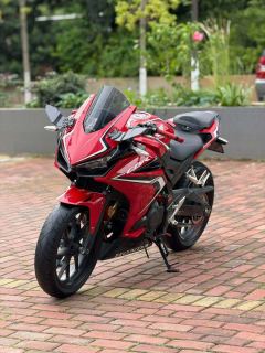 Honda CBR400R - photo 3