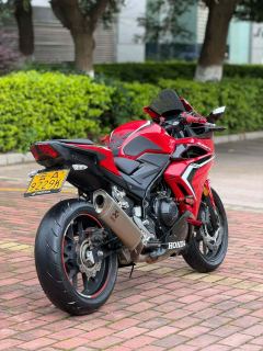 Honda CBR400R - photo 9