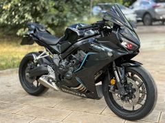 Honda CBR650R - photo 1