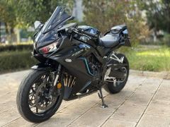 Honda CBR650R - photo 2