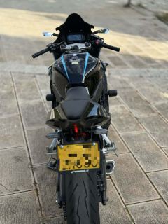 Honda CBR650R - photo 9