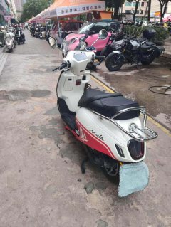 Sundiro Honda NS125LA - ფოტო 2