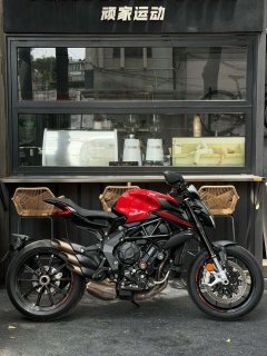 MV Agusta Dragster 800 - фото 1