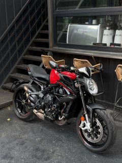 MV Agusta Dragster 800 - фото 5
