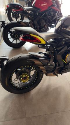 MV Agusta Dragster 800 - photo 2