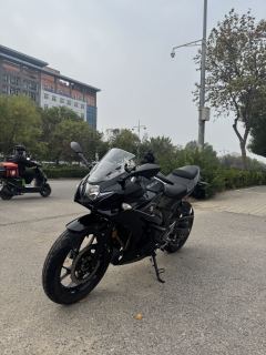 Haojue Suzuki GSX250R - ფოტო 3