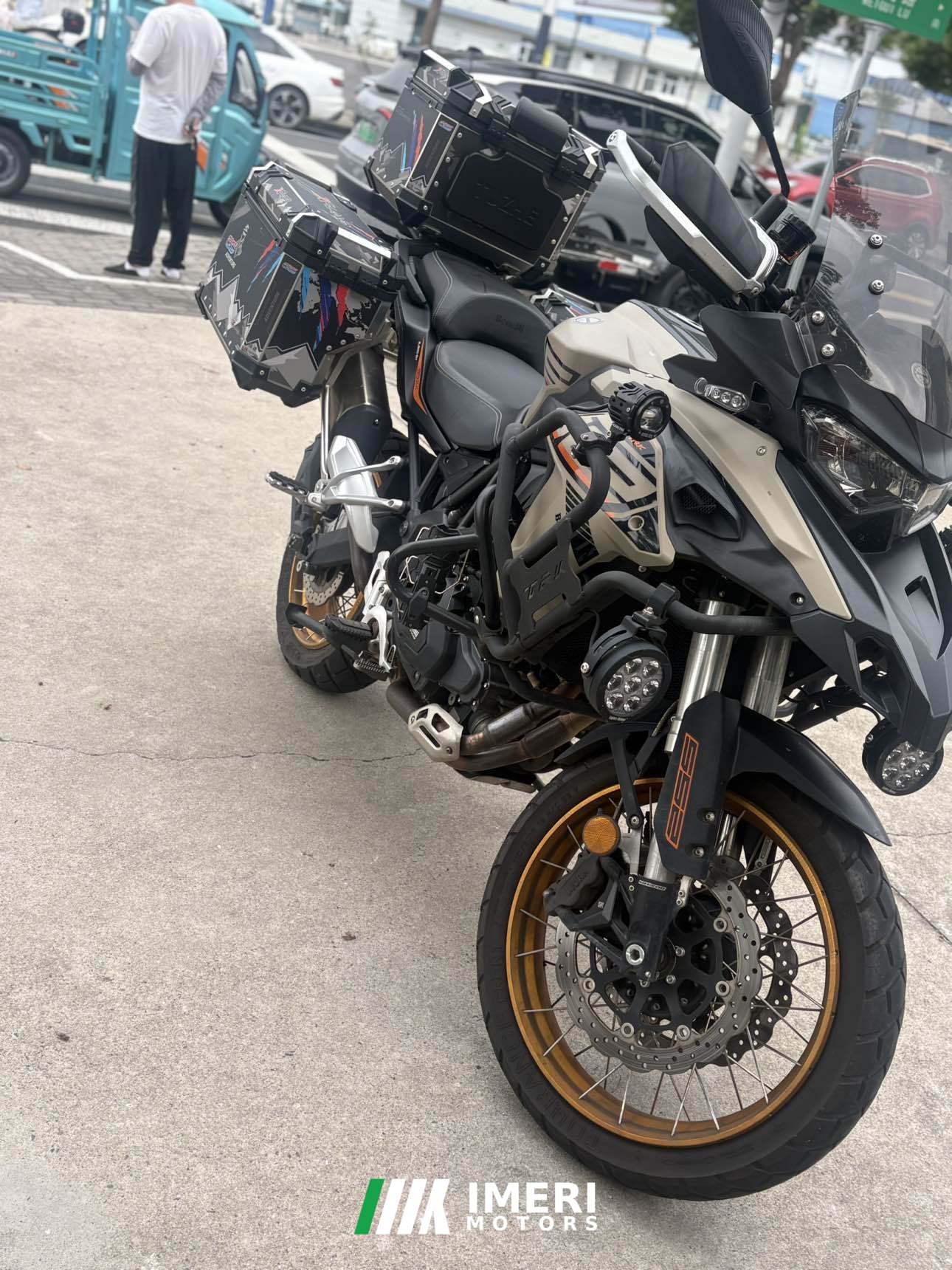 2024 Benelli TRK552 550 cc