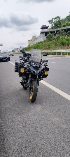Benelli TRK552 550 cc - photo 1
