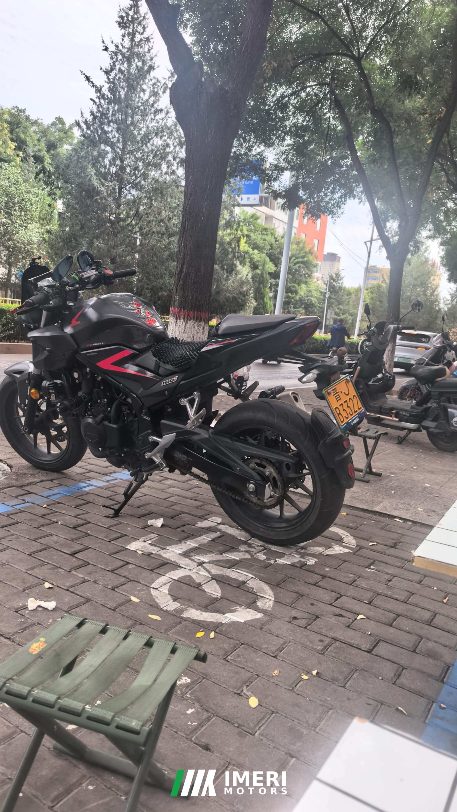 2022 Honda CB400F