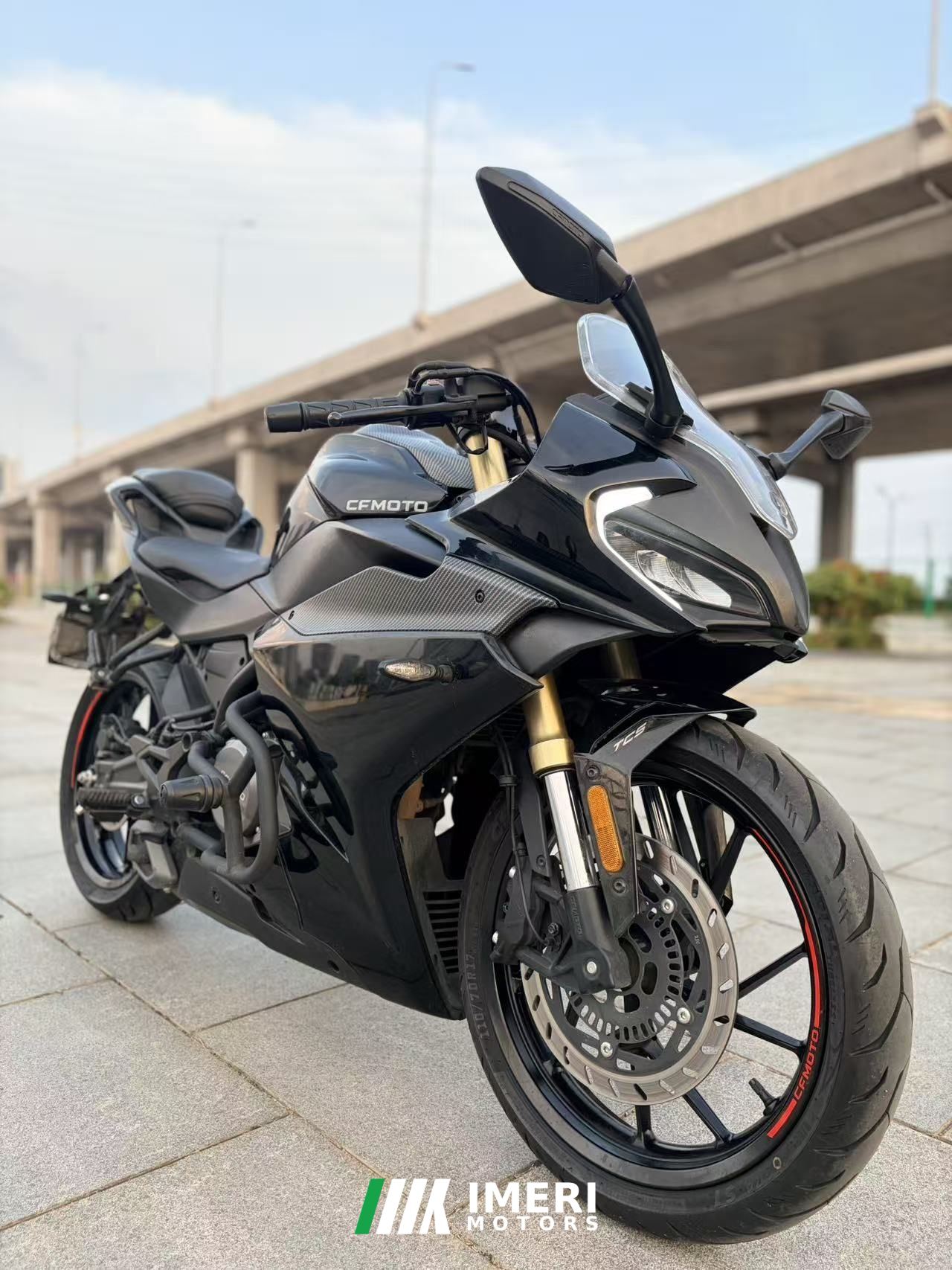 2023 CFMOTO 250SR