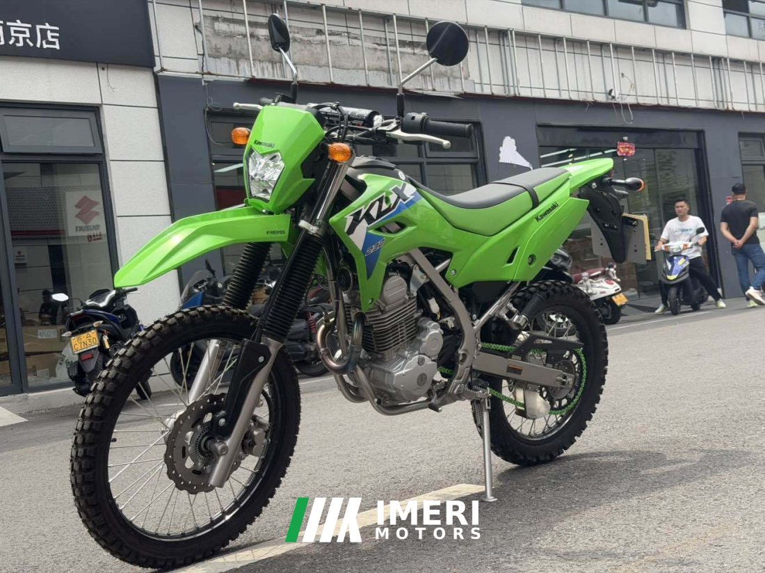 Kawasaki KLX230 - мотоцикл из Китая