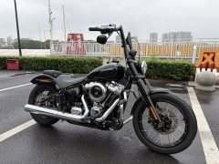 Harley-Davidson Street Bull Street Bob 1923 cc - photo 1