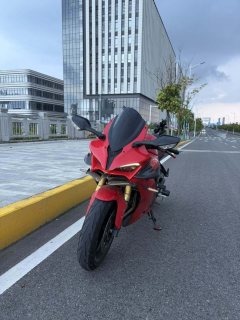 QJMOTOR Sai 600 - ფოტო 1