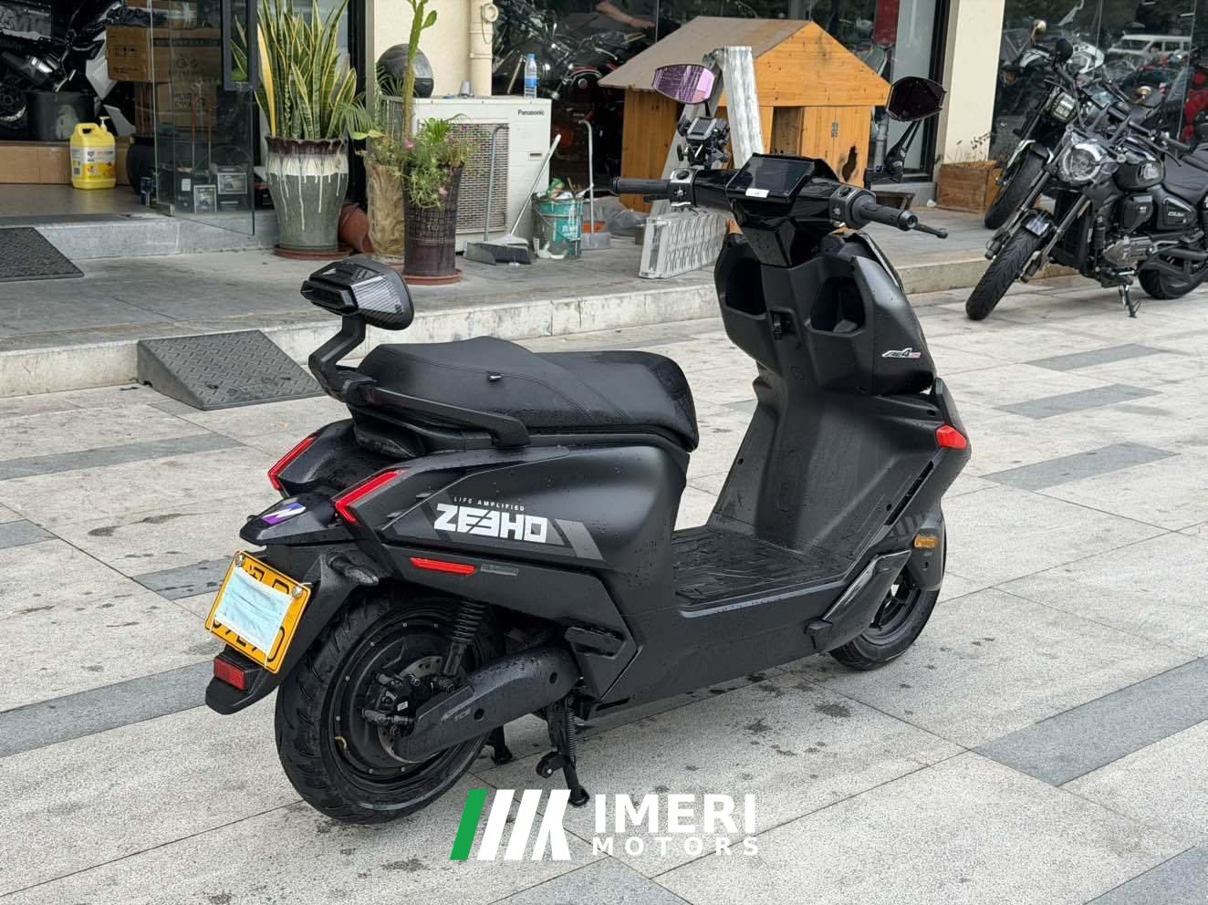 2026 Zeeho AE4