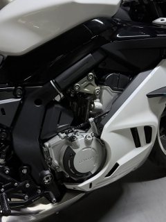 CFMOTO 675SR-R - ფოტო 4