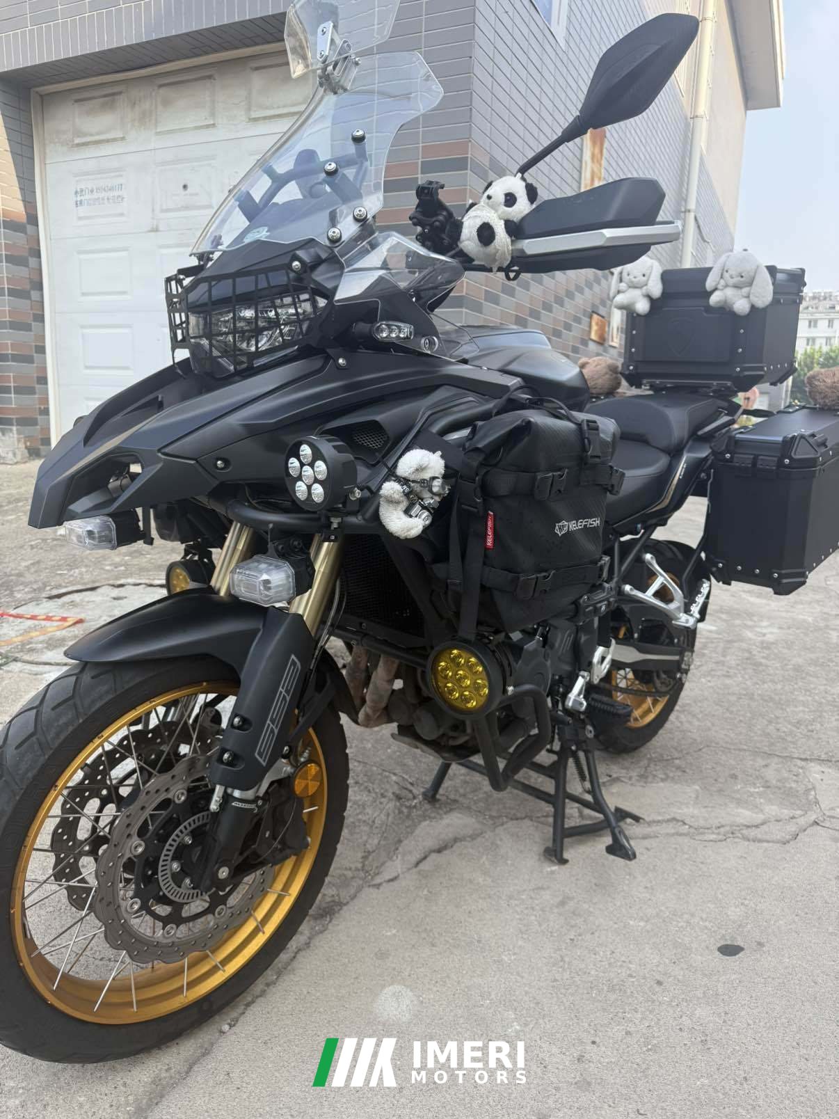 2025 Benelli TRK552 550 cc
