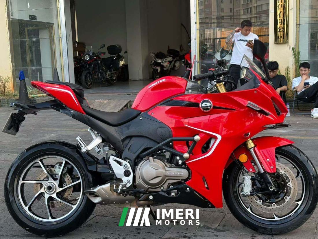 QJMOTOR Roewe i5 550 / Sai 550 *(Context-dependent, usually referring to the motorcycle "Sai 550" or Roewe car v - motorcycl…