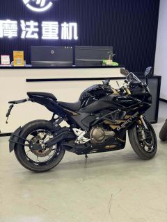 QJMOTOR Roewe i5 550 / Sai 550 *(Context-dependent, usually referring to the motorcycle "Sai 550" or Roewe car v - photo 2