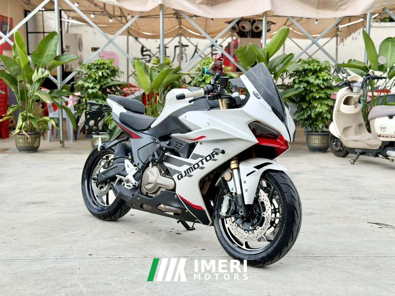 2025 QJMOTOR Roewe i5 550 / Sai 550 *(Context-dependent, usually referring to the motorcycle "Sai 550" or Roewe car v