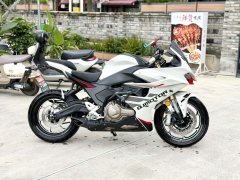 QJMOTOR Roewe i5 550 / Sai 550 *(Context-dependent, usually referring to the motorcycle "Sai 550" or Roewe car v - photo 3