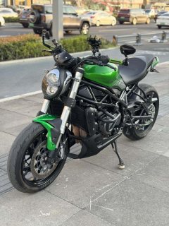 Benelli 752S 750 cc - ფოტო 3