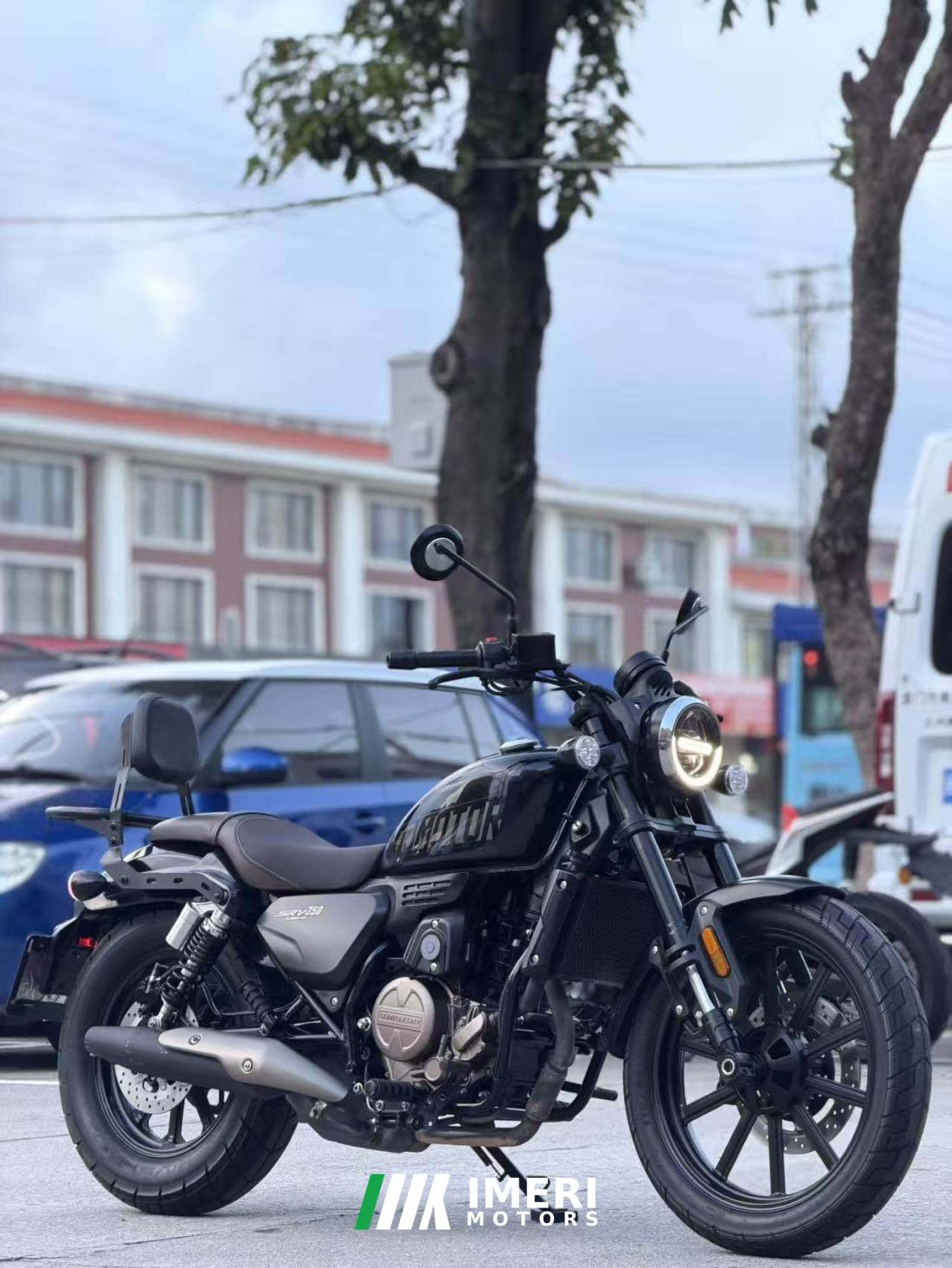 QJMOTOR Flash 250 - motorcycle from China