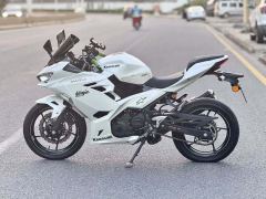 Kawasaki Ninja 400 - photo 2