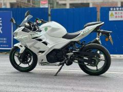 Kawasaki Ninja 400 - фото 1