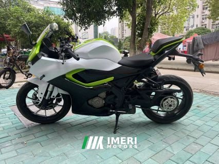 QJMOTOR SRK 250 - მოტოციკლი ჩინეთიდან
